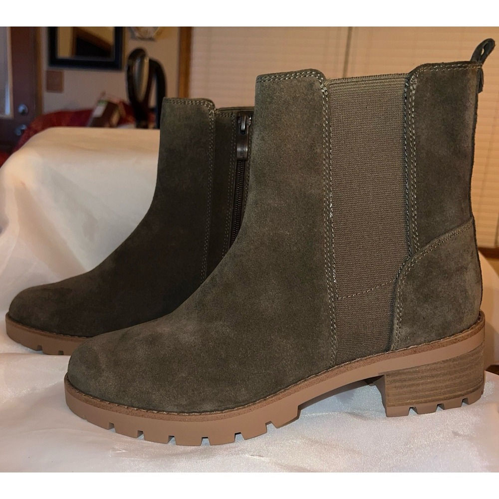 BJORNDAL Women's Finley Chelsea Suede Leather‎ Boots 8 1/2
